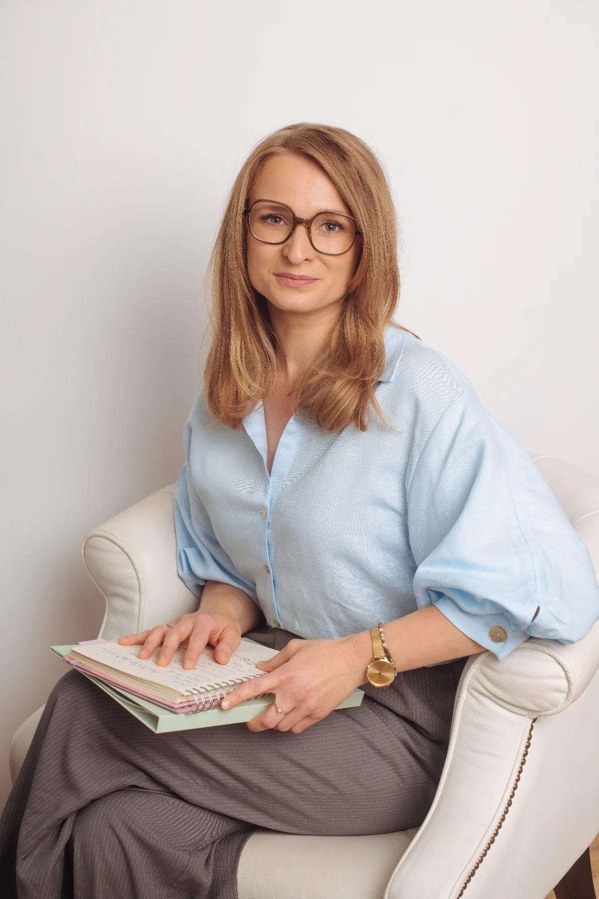 Anna Maruszak-Psykała podczas pracy w gabinecie